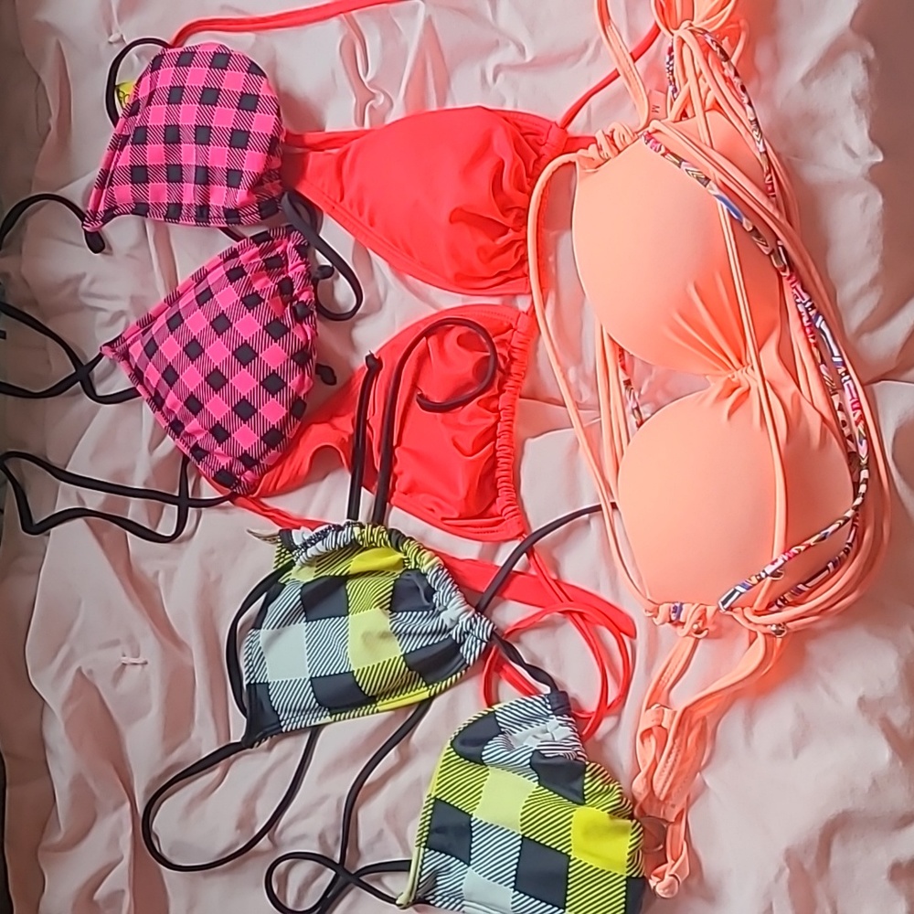 🎀Lot of bikini tops